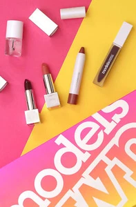 Lippenstifte aus Models, wählen Sie Ihren Favoriten! - Bild 1 von 20