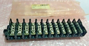 Eaton TBU12 - Base Mounted Terminal Block 12 Circuits - Picture 1 of 4