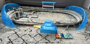 Disney Pixar Cars 3 Ultimate Florida Speedway Track Set con 6 auto (leggi) - Foto 1 di 7