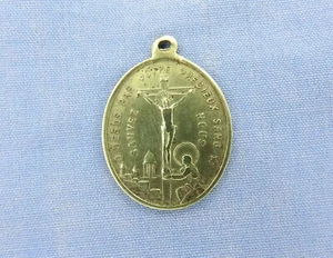 Antique Oval Brass Religious Medal, Bois Seigneur Isaac, Crucifixion Scene - Picture 1 of 11