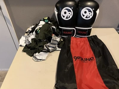  9Round Kickboxing Fitness Bundle Gloves & Hand Wraps w/ Drawstring Bag Black - image 1 of 4