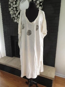 Magnolia Pearl Phases of the Moon Beau T Dress in Moonlight - Picture 1 of 5