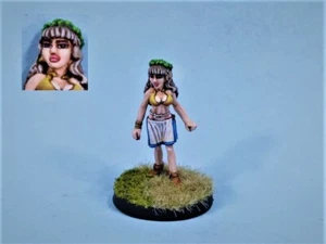 Ral Partha painted miniature cute female Sorceress/Druid - Bild 1 von 2