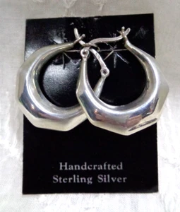 Estate Jewelry ~ Handcrafted .925 Sterling Silver HOOP Earrings ~ 6g ~ 7/8" D - Picture 1 of 3