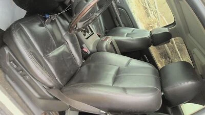 08 GMC YUKON XL 1500 Driver Electric Leather Denaliebony194 Front Seat - Image 1 of 4