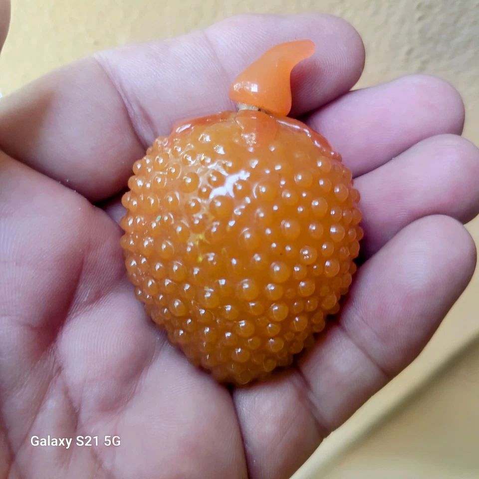 Vintage Chinese Strawberry Peking Glass Snuff Bottle - RARE - Image 1 of 4