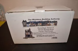 NEW MINIATURE BUILDING AUTHORITY EUROVILLAGE SERIES II 10112 RUINED TOWNHOUSE - Picture 1 of 2