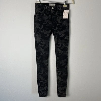 NWT Free People | Printed High-Rise Long aLean Denim Leggings “Green” 25 Black - Image 1 of 4