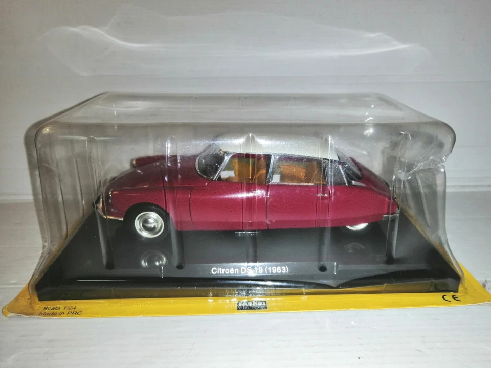 CITROEN DS 19 1963 QUATTRORUOTE SCALA 1/24 - Immagine 1 di 1