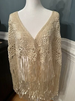Woman Shawl “Mantón” Vintage Beige Silk Crochet 60”  - Image 1 of 4