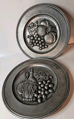 Decoración de pared vintage de peltre Sexton vino y fruta Foto 1 de 4