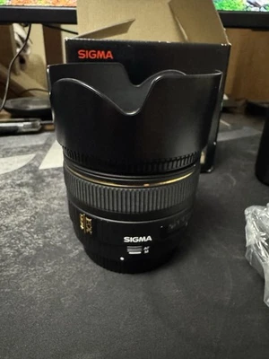 Sigma 30mm f/1.4 EX DC HSM Lens for Canon - Image 1 of 4