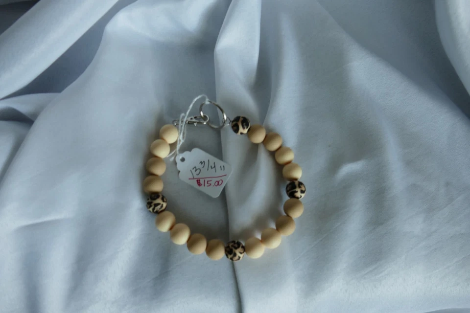 Pet Necklace - Image 1 of 1