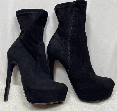 Botines Forever 21 negros de gamuza sintética de tacón alto talla 7 plataforma cremallera usados Foto 1 de 4