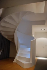 Treppe / Treppen - Wendeltreppen / Beton-Treppen - Bild 1 von 12