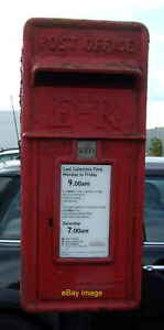 Photo 6x4 Close up, Elizabeth II postbox on Shop Road, Little Bentley Lit c2017