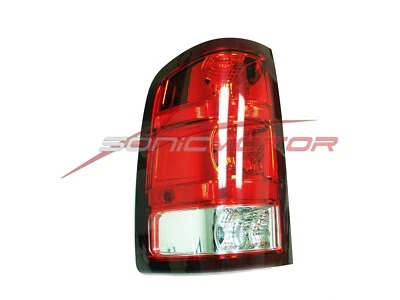 Luz trasera para conductor izquierdo GMC Sierra 2010-2011 segundo diseño Foto 1 de 2