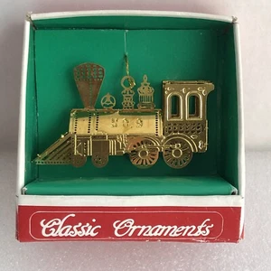 Die Cut Solid Brass Ornament No 9 Steam Engine Locomotive Classic Ornaments Vtg - Picture 1 of 3