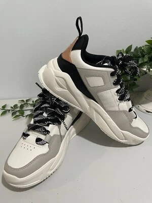 Zapatillas deportivas K-Swiss para mujer blancas/negras talla 8,5 Foto 1 de 4