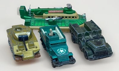 Matchbox Battle Kings Lot 1976 DAF Ambulance Sherman Hover Half Track Military - Image 1 of 4