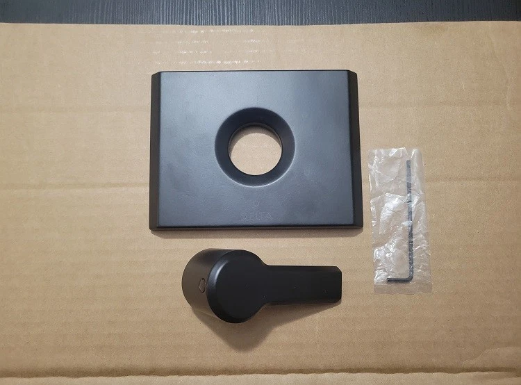 Delta Faucet T11999-BL 6-Setting 3-Port Diverter Trim Plate & Handle Only, Black - Image 1 of 1