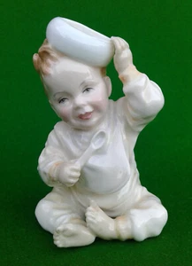 ROYAL DOULTON - WHAT FUN - HN3364. - Picture 1 of 9