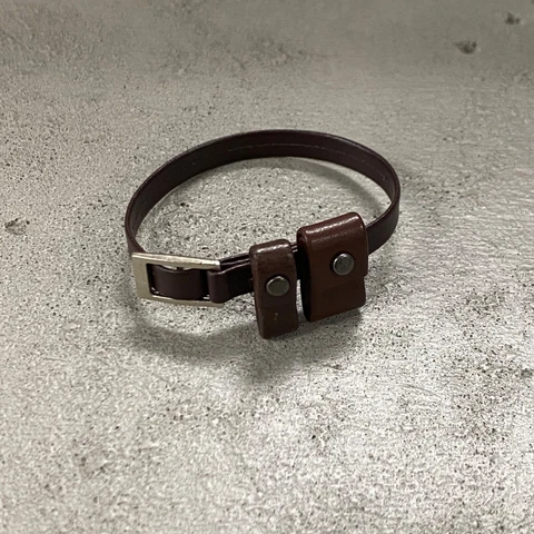 SU-BLP-BRN: 1/12 scale Brown Pouch Belt for 6" Action figures Cover