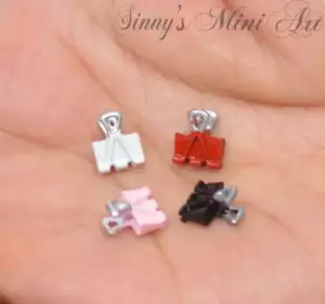 4 clips de carpeta en miniatura para casa de muñecas 1:12/suministro de oficina en miniatura A18 - Imagen 1 de 3