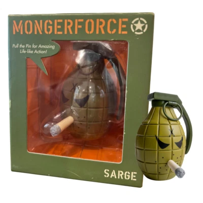 Figura de granada verde del ejército 2007 Kid Robot Frank Kozik Mongerforce Sarge Foto 1 de 4