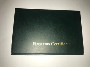 UN SOLO VERDE/ORO -- CERTIFICADO DE ARMAS DE FUEGO / TITULAR DE LICENCIA / BILLETERA - SGC/FAC - Imagen 1 de 2