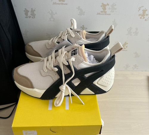 ASICS Scarpe sneaker Onitsuka Tiger BIG LOGO TRAINER 2.0 1183A795 200 BETULLA NERO US5.5