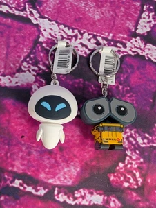 2 neue Walt Disney Figur Schlüsselanhänger Keychain WallE Pixar & Eve - Bild 1 von 2