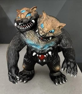 Shirahama Toy Nekomata Black Gold Cat Monster Sofubi Soft Vinyl Figure Toy - Picture 1 of 2