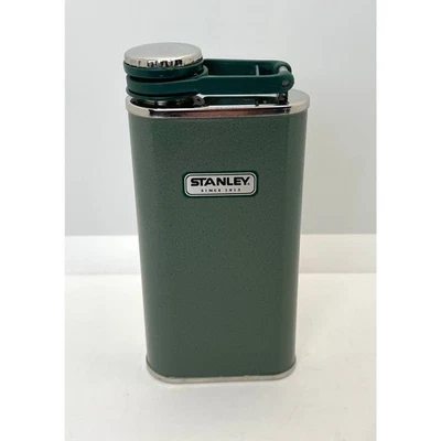 Frasco de acero inoxidable verde tono martillo boca ancha fácil de llenar Stanley Classic 8 oz Foto 1 de 4