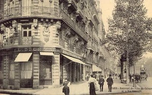 PARIS Boulevard des Filles-du-Calvaire et Rue Froissart TBE - Picture 1 of 1