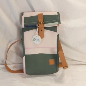 The Somewhere Co. Duo Dual Compartment All Day Wine Cooler Bag In Pink/Green - Picture 1 of 6