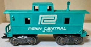 Vintage Marx No. 18326 Penn Central Caboose ! - Picture 1 of 6