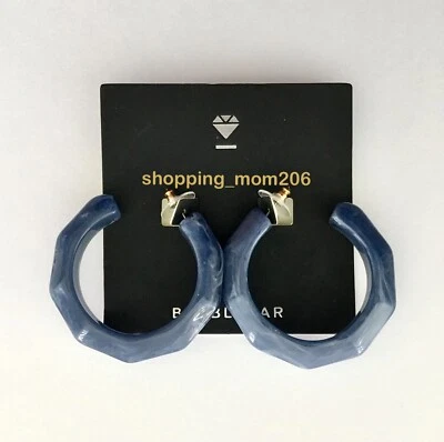 Pendientes de aro de resina de mármol azul Baublebar Foto 1 de 3