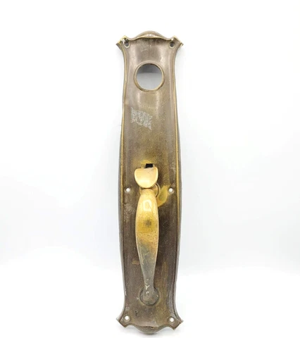 VINTAGE BRASS THUMB LATCH FRONT DOOR PULL HANDLE  DOOR KNOB RECLAIMED Cover