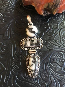White Buffalo Turquoise Petal Totem 3" Artisan Southwest - Picture 1 of 3