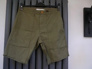 Bnwt New Next mens khaki green cargo summer shorts size 28" pockets - Picture 1 of 4