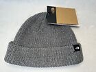 The North Face Fisherman Ribbed Beanie neuf avec étiquettes gris bruyère flambant neuf PDSF 28 $ OSFM