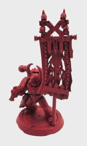 Standard Bearer Khorne Chaos Space Marines Warhammer 40K painted - Bild 1 von 2