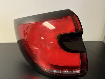 Genuine Mopar Tail Lamp Left 68424931AC Chrysler Pacifica OEM 21-26 - Image 1 of 4