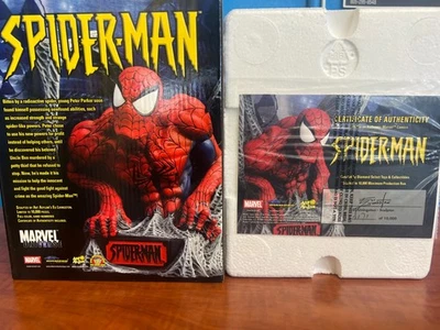 Authentic 2004 eBay Exclusive Spider-Man Bust LE Diamond Select Art #3171/10000 - Image 1 of 4