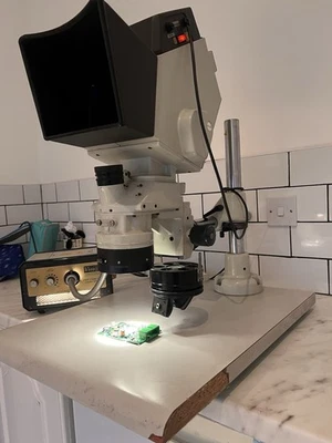 Vision Engineering MicroScope DynaScope TS4 + Stand + Table + Fibre Optic Light - Image 1 of 4