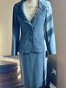 Classiques Entier 2PC Skirt Suit Size 0 - Picture 1 of 7