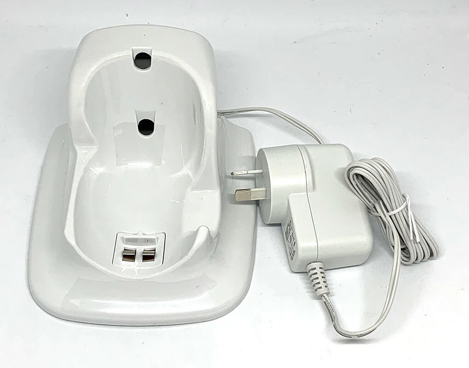 Black and Decker PV1420L-XE and PV1820L-XE Vacuum Charger and Base (N925395) - image 1 of 1