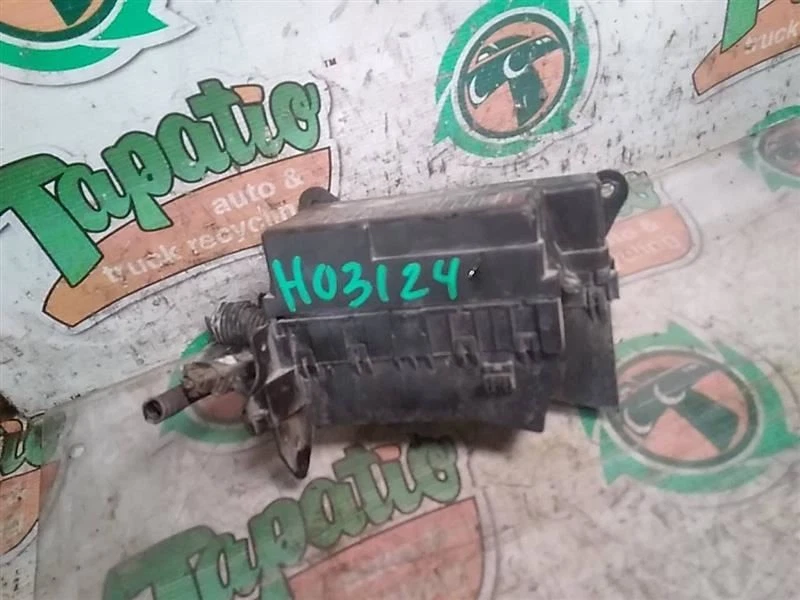 Fuse Box Engine Crew Cab Fits 03-04 FRONTIER 2755992 - Imagem 1 de 1