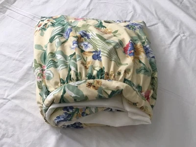 Falda Cama KING Floral Multicolor Flores Sobre Amarillo Polvo Volantes 100% Algodón Foto 1 de 4